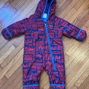 Patagonia Baby Snowsuit size 3 months in like new condmotion